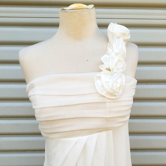 White Vintage Flower/Wedding Chiffon Dress - Picture 4 of 4